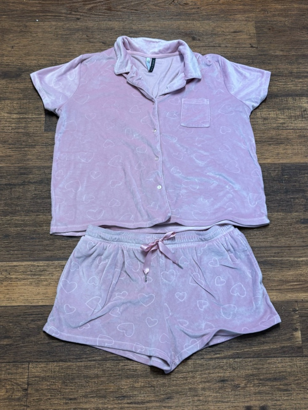 Women's Pink Heart Velour Short Pajama Set